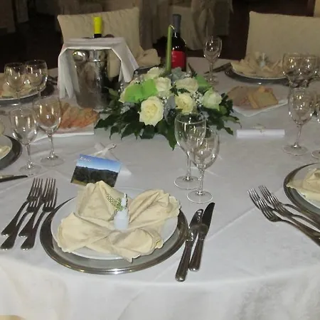 Olimpo 3* 타베르나